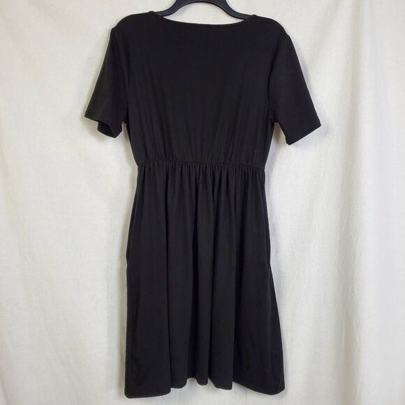 Zenana Black Faux Wrap Midi Dress Size XL Short Sleeve Stretch Knit Pullover - Picture 2 of 5